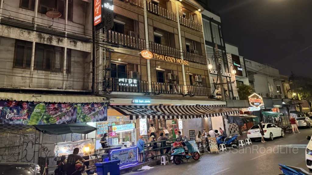 Thanon Thani - where to stay Khao San Road - Bangkok
